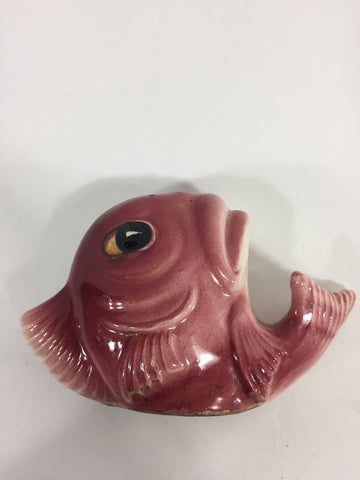 Vintage ceramic Fish Salt or Pepper Shaker. Made in Japan