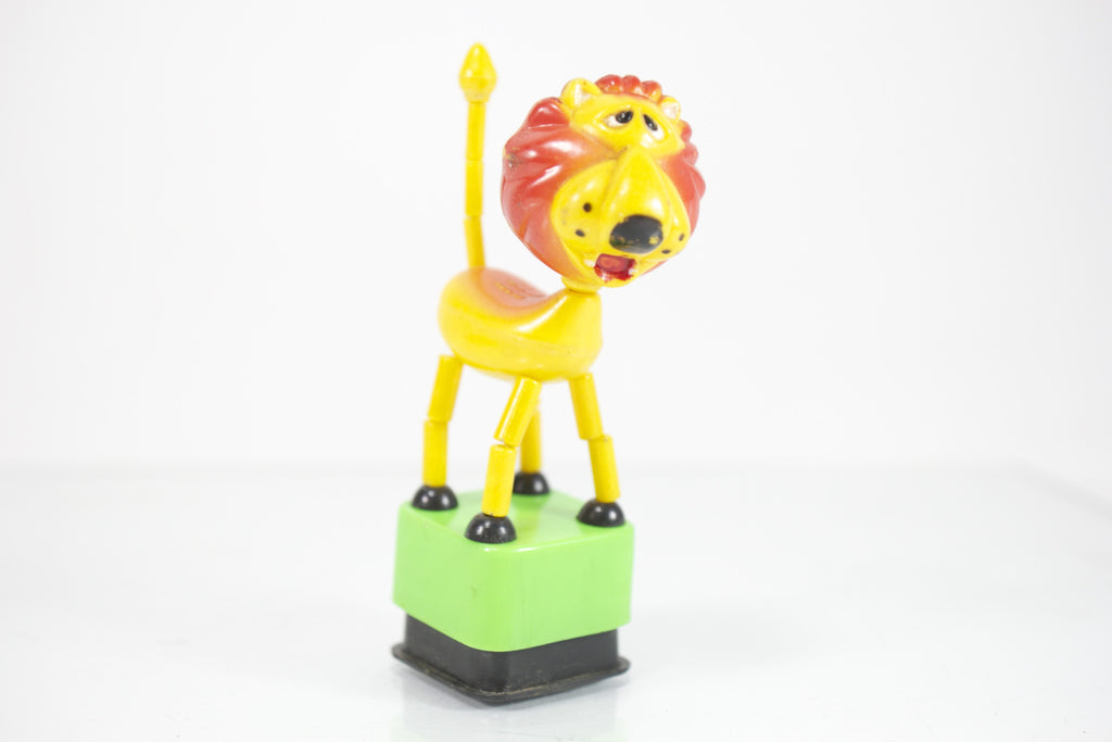 Vintage Lion Push Puppet British no. 969121