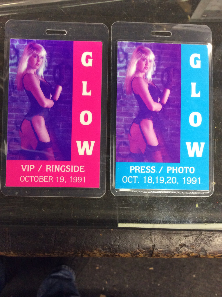 Rare set of GLOW (Gorgeous Ladies of Wrestling) Press/Photo and VIP/Ringside passes 1991